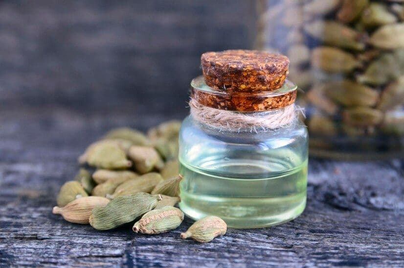 CARDAMOM OIL