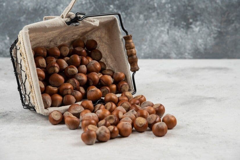 NAT. HAZELNUT